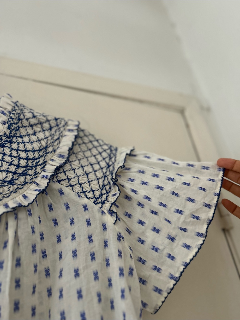 Pilcro White Cotton Blouse with Blue Embroidery - Picture 4 of 10